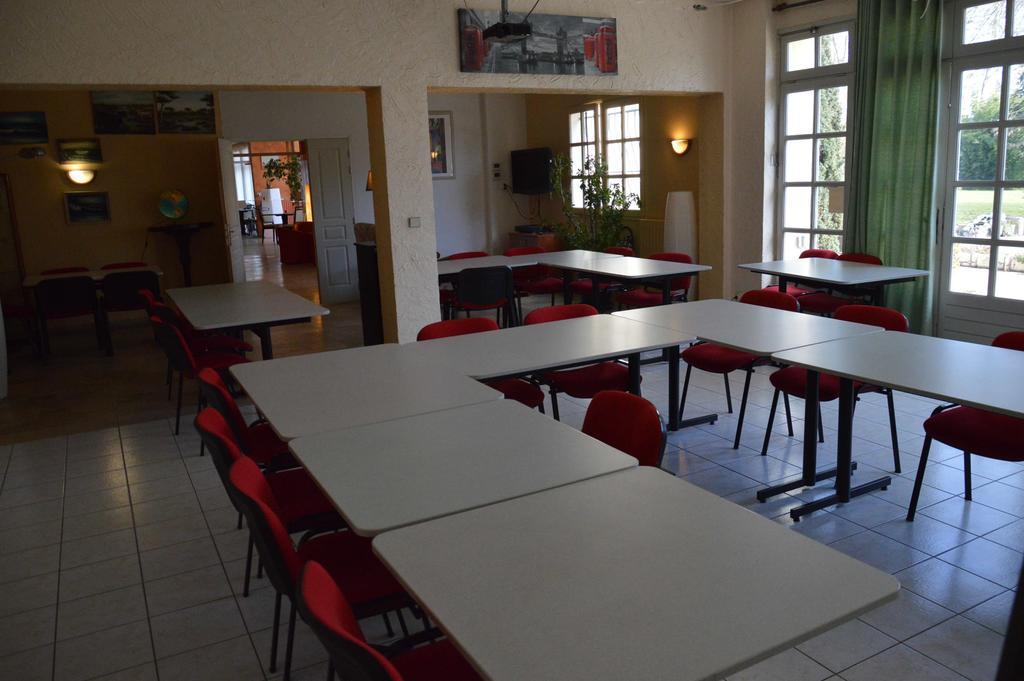 Le Fleurance - NOUVELLE équipe - Groupe LOGIS Hôtels Esterno foto